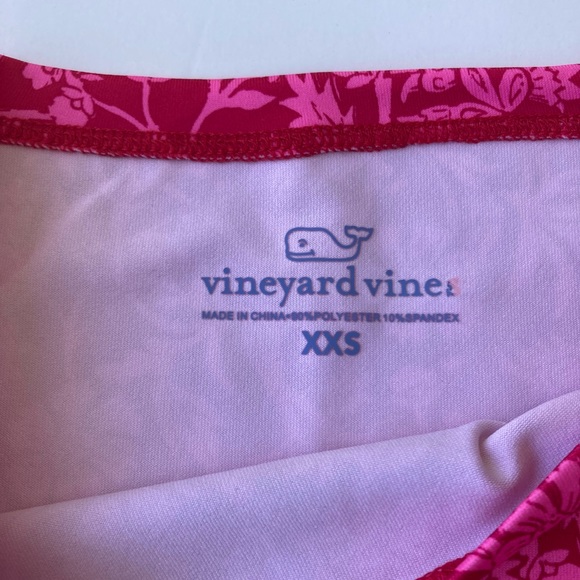 NWT Ladies XXS Vineyard Vines Sankaty Top Red Fuchsia 3/4 Leeves Performance - Picture 4 of 5